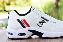 Men's leather sneakers Casual versatile shoes Outdoor non slip running footwear Fashion men