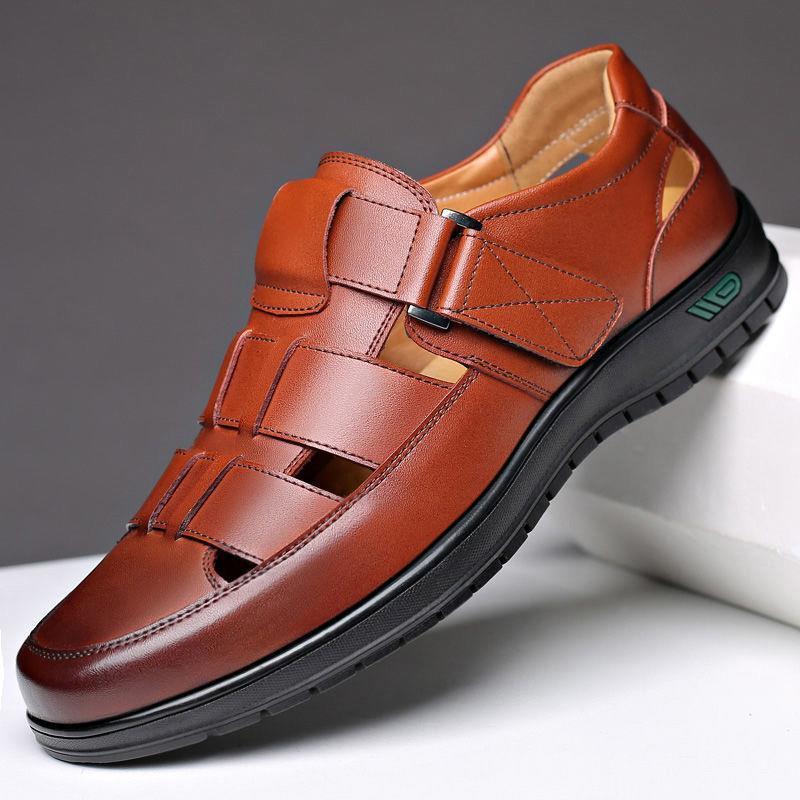 Summer Hollow Leather Shoes Men Casual Sandals Breathable Hole Shoes Sandals Mens Sandalias Hombre Verano 2023