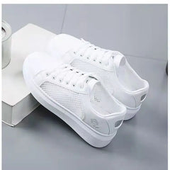 Women Leather Pu Casual Shoes New 2025 Woman Shoes Fashion Embroidered White Sneakers Breathable Flower Lace-Up Women Sneakers