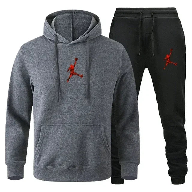 The two-piece pullover and jogging pants of the classic casual streetwear