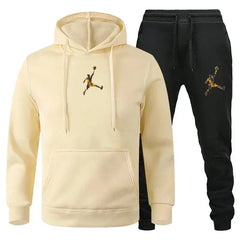 The two-piece pullover and jogging pants of the classic casual streetwear