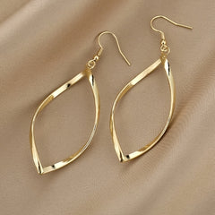 Hollow Twisted Dangle Earrings Elegant Simple Style Alloy Plated Jewelry Exquisite Female Gift