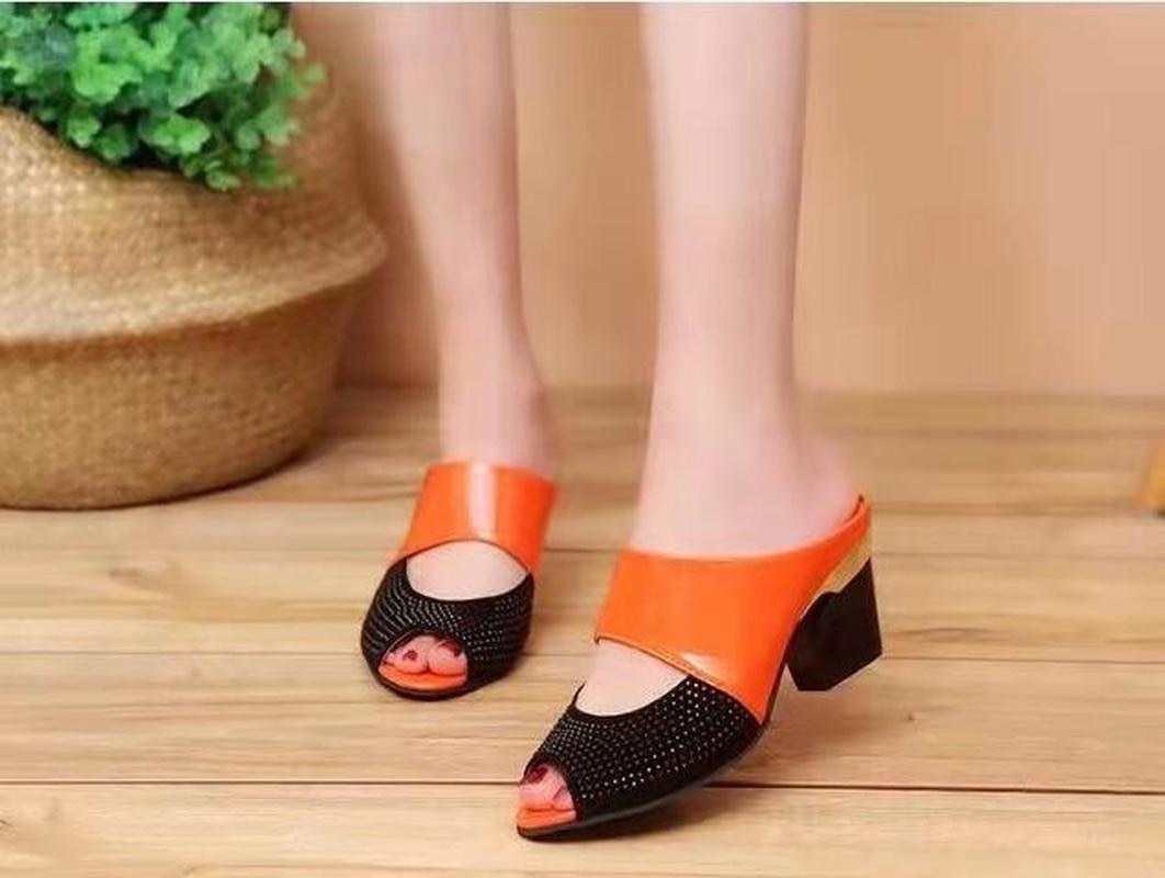 Women Sandals Square Heel 2022 Summer Shoes Woman Fashion Slides Cut-out Open Toe Slip On Mothers Sandal Female Bling Slippers