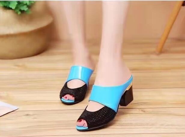 Women Sandals Square Heel 2022 Summer Shoes Woman Fashion Slides Cut-out Open Toe Slip On Mothers Sandal Female Bling Slippers
